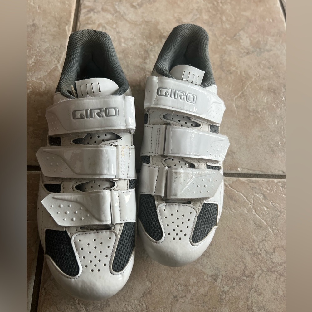Giro spin shoes